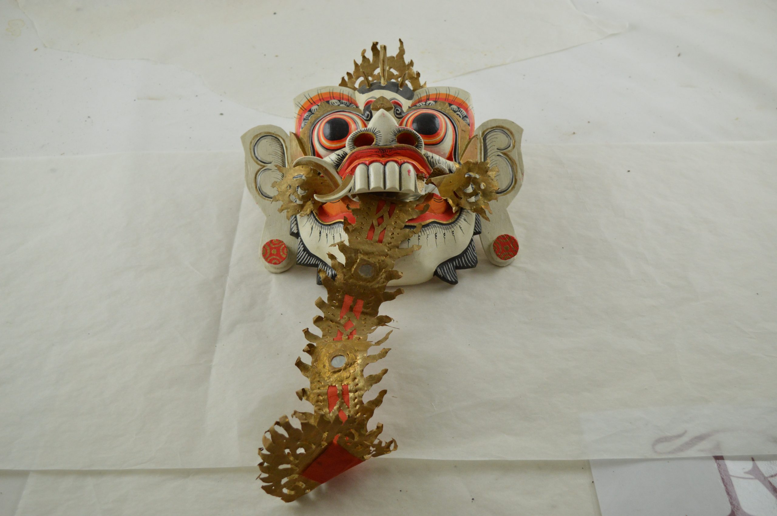 Traditioneel houten Bali Rangda masker